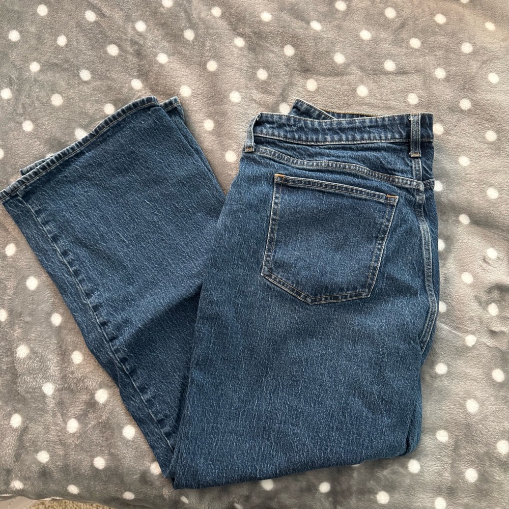 Abercrombie & Fitch Women's High Rise Relaxed 90s Jeans in Dark Blue Denim